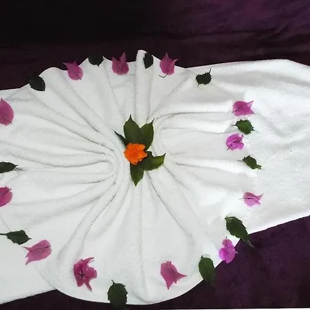 Ecem Lägenhetshotell İçmeler