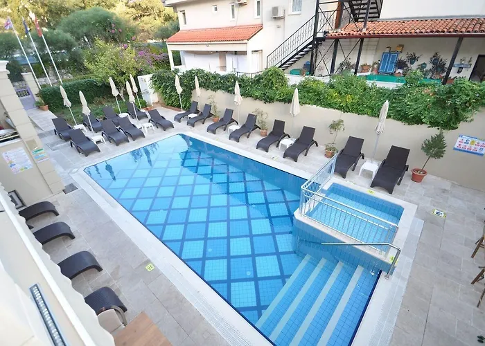 Ecem Apartmanhotel 3*