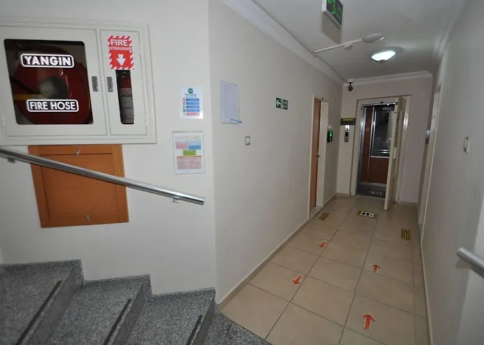 Apartmanhotel Ecem 3*