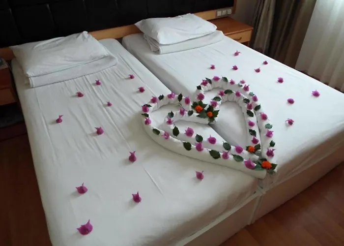 Apartmanhotel Ecem 3*